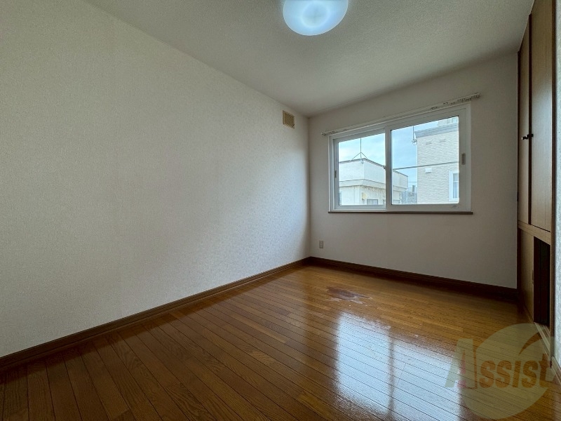 その他部屋・スペース　寝室です。部屋をどう使うかはあなた次第です！