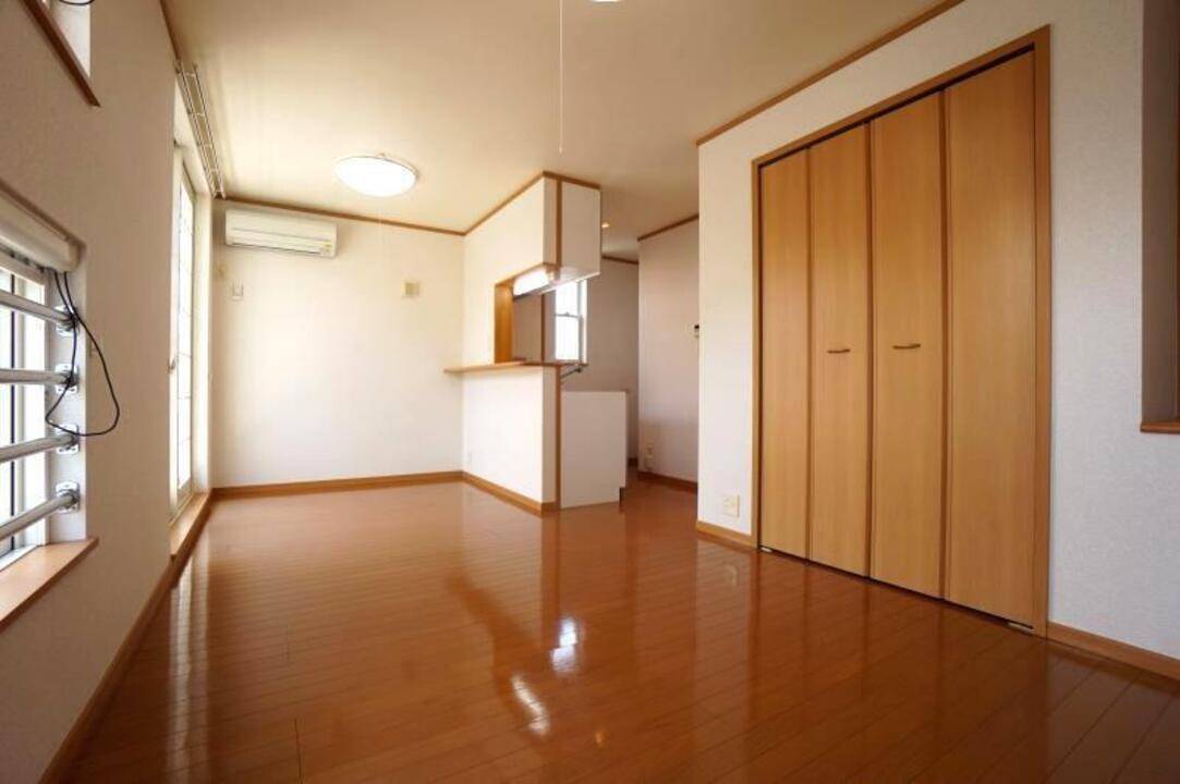 居室・リビング　リビング