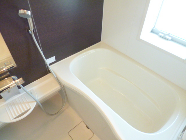バス・シャワールーム　★ゆったりバスルーム♪　★浴室追焚＆浴室乾燥付き★