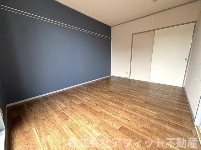 その他部屋・スペース　西側の洋室6帖