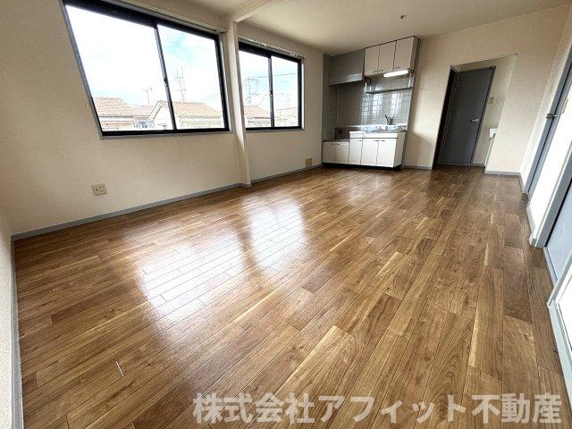 居室・リビング　LDK12帖