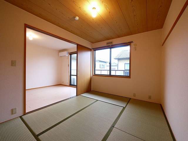 その他部屋・スペース　ゆったりとくつろげる和室です