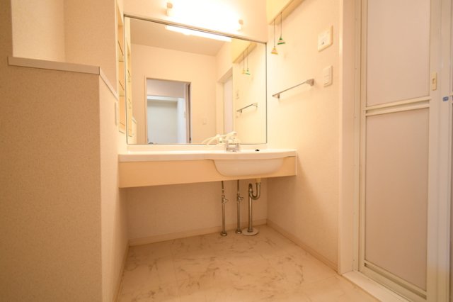 洗面設備　洗面所です