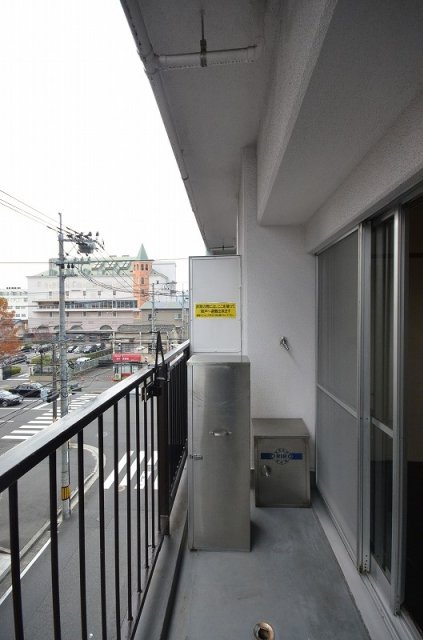 バルコニー　※同建物・別部屋の写真です