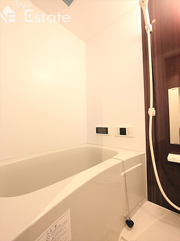 バス・シャワールーム　バスルーム