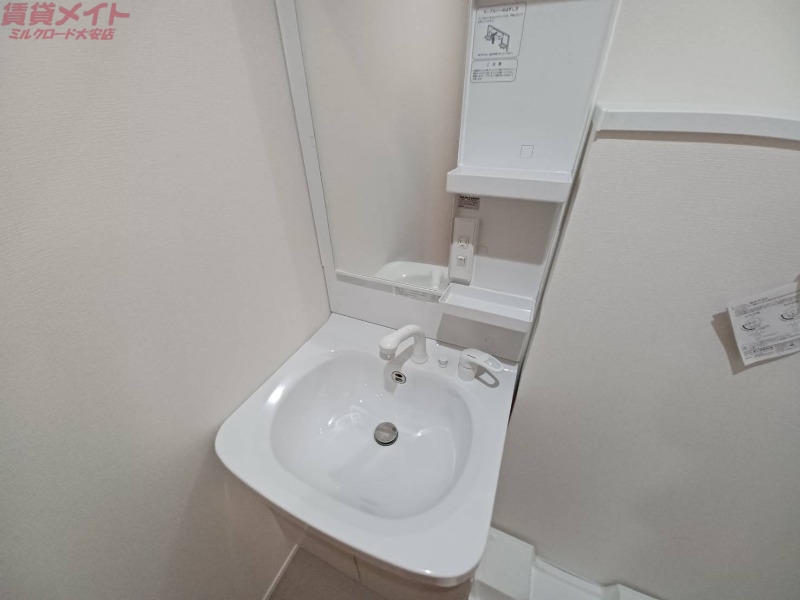 洗面設備　同物件別室画像