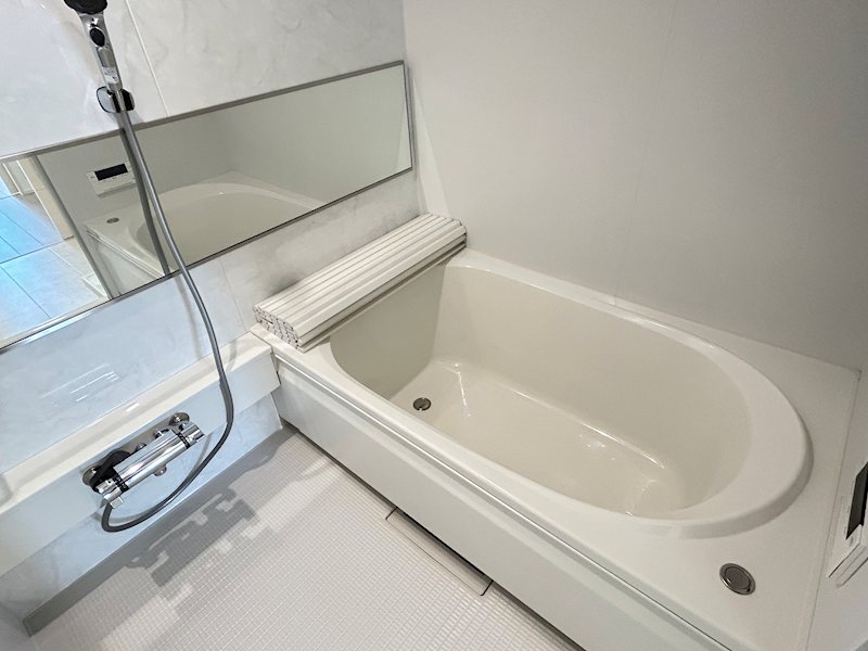 バス・シャワールーム　102の画像です。