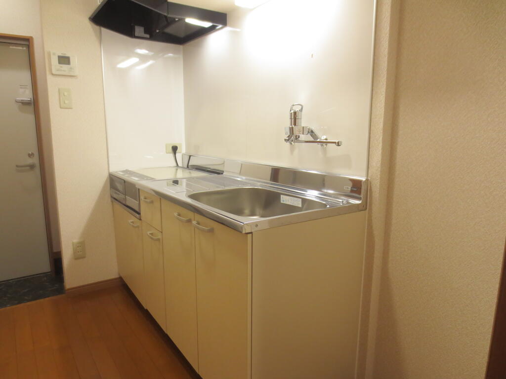 キッチン　グリル付き２口IHクッキングヒーター！