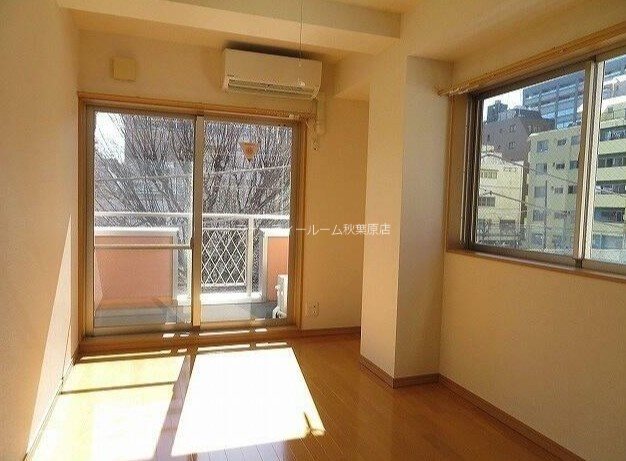 居室・リビング　★《見学予約受付中》当店では契約金がクレジット決済可能です★