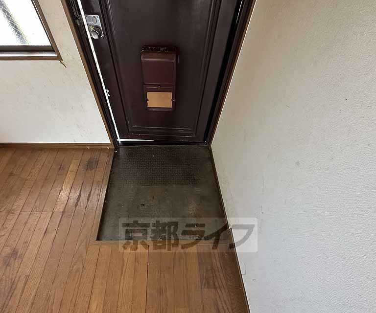 玄関　大きな段差がありません