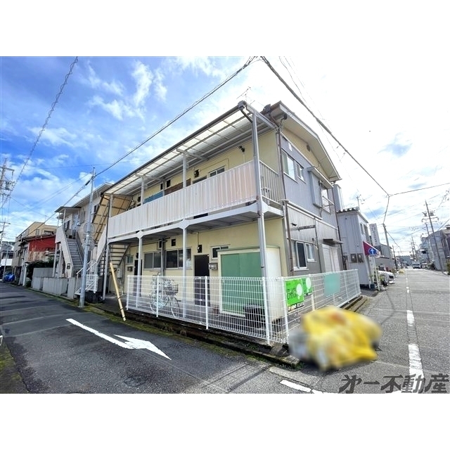 エントランス　建物外観