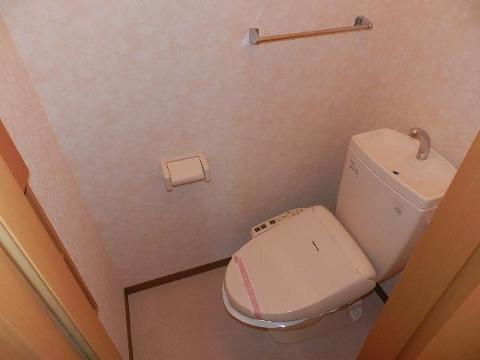 トイレ　シャワー付トイレ