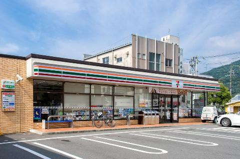 その他　セブンイレブン山口第一病院前店（その他）まで483m