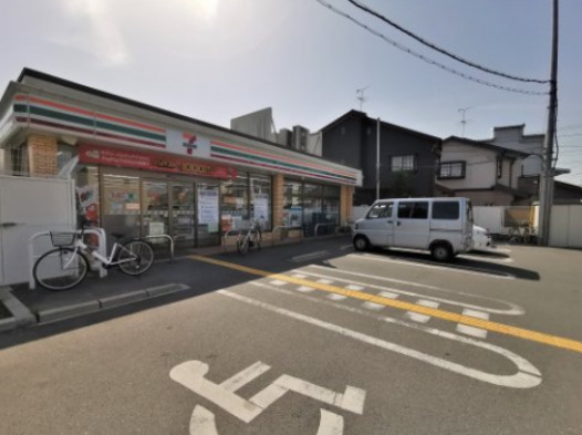 コンビニ　セブンイレブン 藤井寺道明寺2丁目店（コンビニ）まで385m