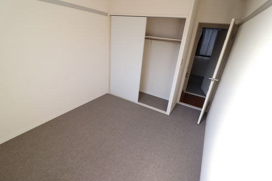 収納　※別部屋の写真です