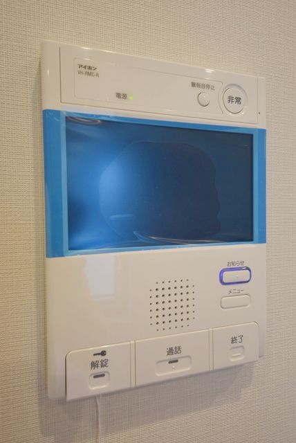 セキュリティ　TVモニター付きドアフォン