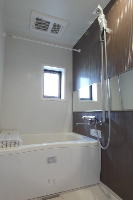 バス・シャワールーム　図面と現状に相違がある場合には現状を優先