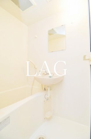 バス・シャワールーム　お風呂です。