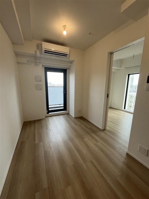 居室・リビング　※同タイプ参考写真です（カラータイプが異なる場合がございます