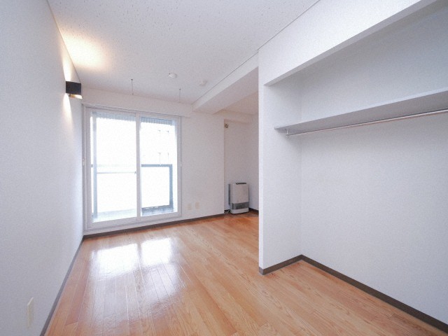 居室・リビング　◆地下鉄駅徒歩1分の駅近物件！◆単身者にオススメ！