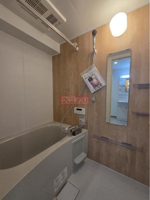 バス・シャワールーム　洗面