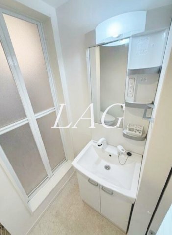 洗面設備　独立洗面台です。