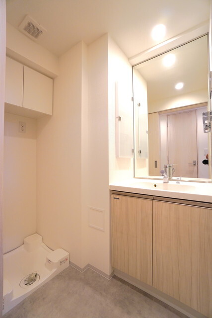 洗面設備　※写真は同タイプ住戸です。