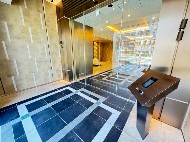 エントランス　エントランス部分