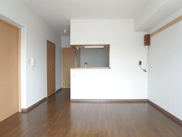 居室・リビング　内装