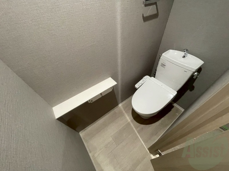 トイレ　シャワートイレになっているので快適です！