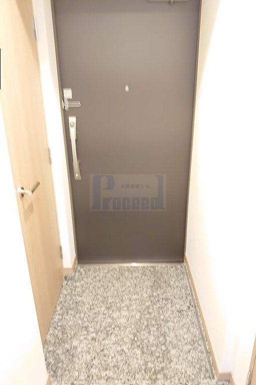 玄関　広々とした玄関部分