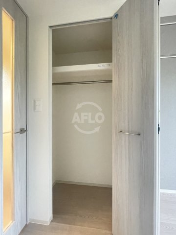 収納　ファステート難波ヴィラント　クローゼット