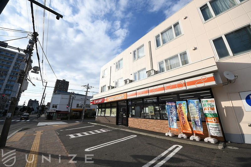 コンビニ　セイコーマート美園駅前店（コンビニ）まで418m