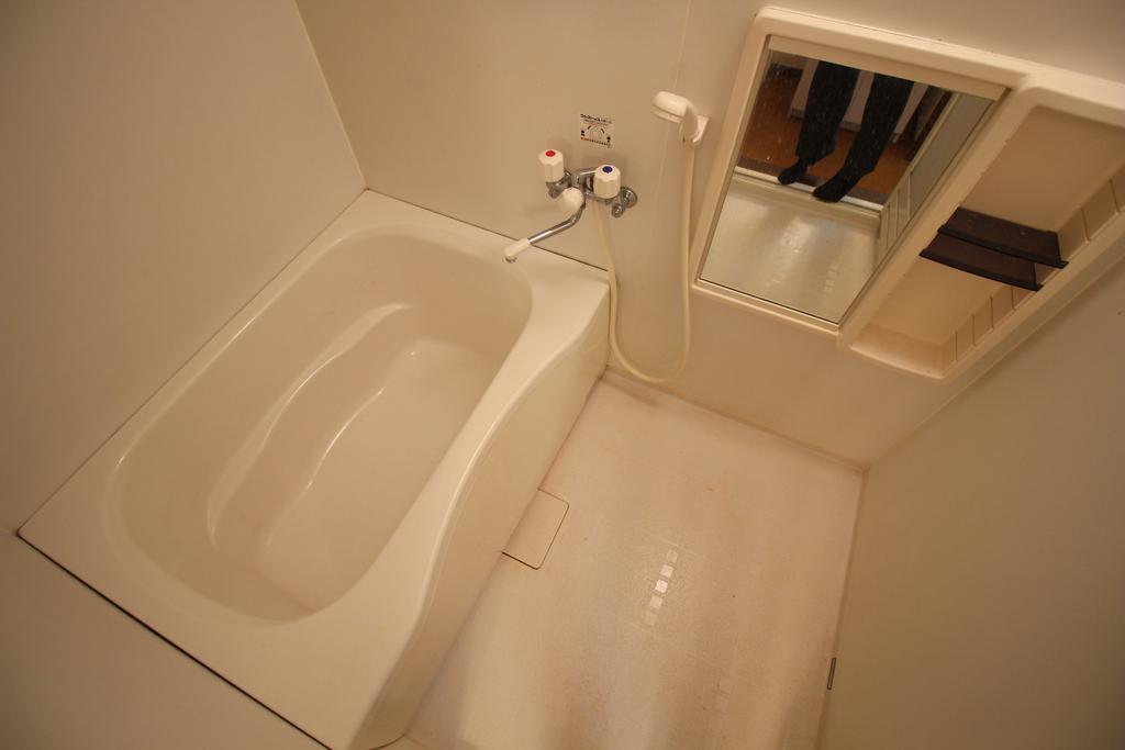 バス・シャワールーム　浴室を撮影