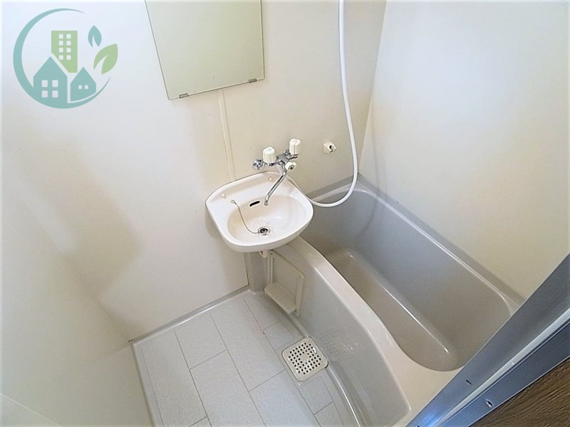 バス・シャワールーム　メゾン・ド・平岡３番館