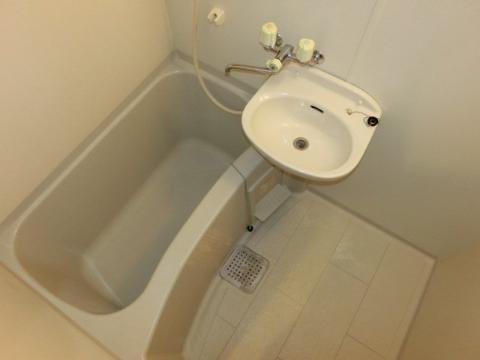 バス・シャワールーム　バス