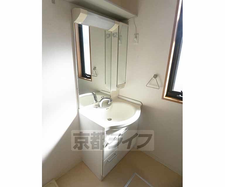 洗面設備　独立洗面台