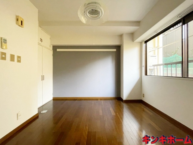 居室・リビング　写真は別のお部屋です。※現況を優先