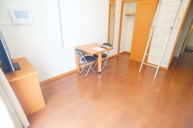 居室・リビング　別部屋