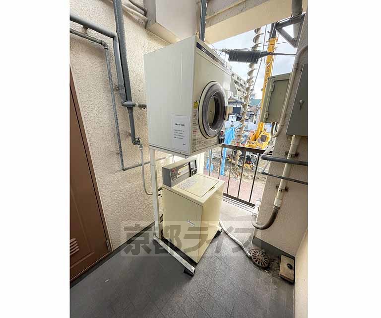 その他設備　・共用の洗濯機