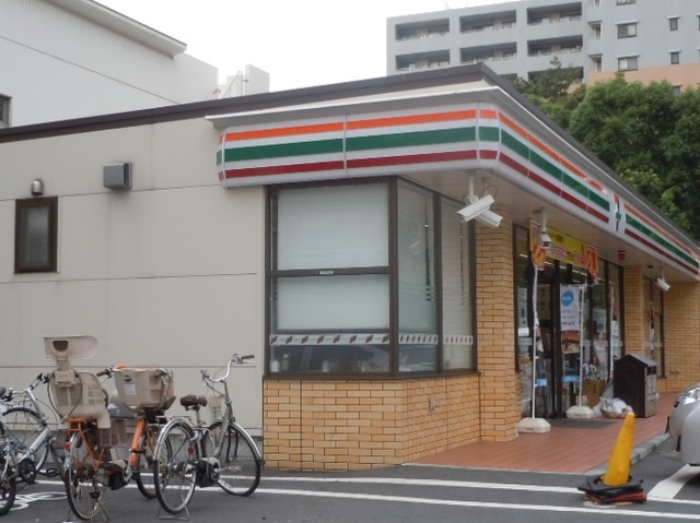 コンビニ　セブンイレブン横浜生麦4丁目店（コンビニ）まで507m