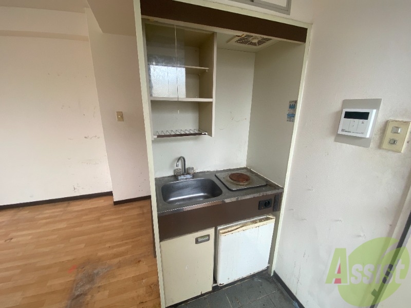 キッチン　クリーニング前の写真です