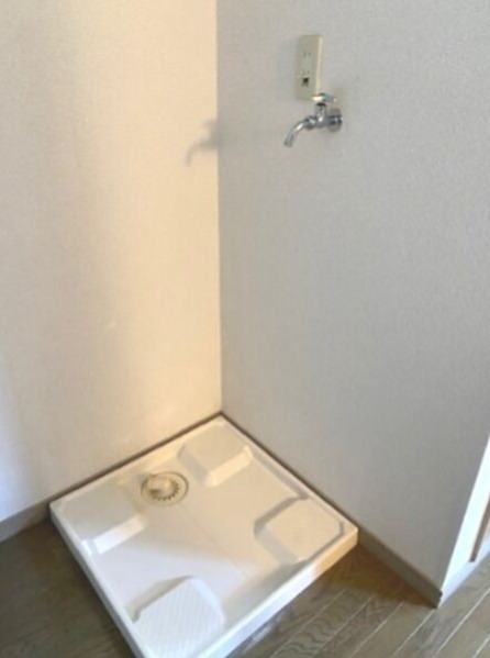 その他　反転間取りの別部屋の写真です。