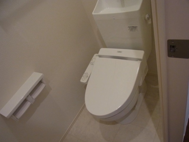 トイレ　図面と現状に相違がある場合には現状を優先