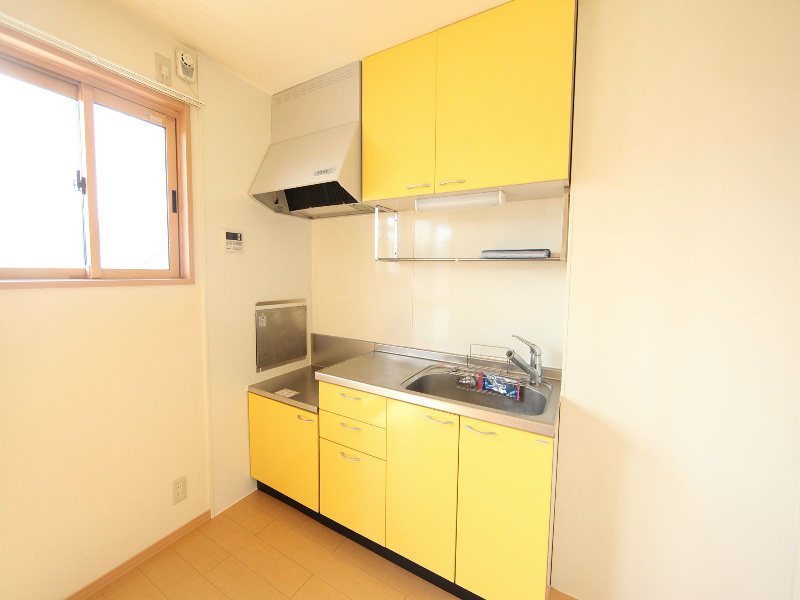 キッチン　キッチン（ガス2口コンロ設置可）冷蔵庫レンジ等用意できます