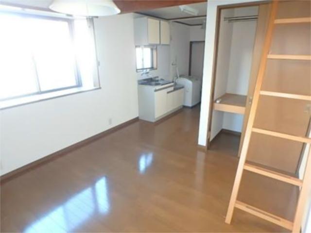 その他部屋・スペース　２面採光明るいお部屋です