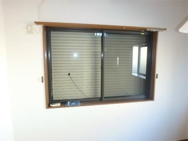 その他　防犯シャッターです