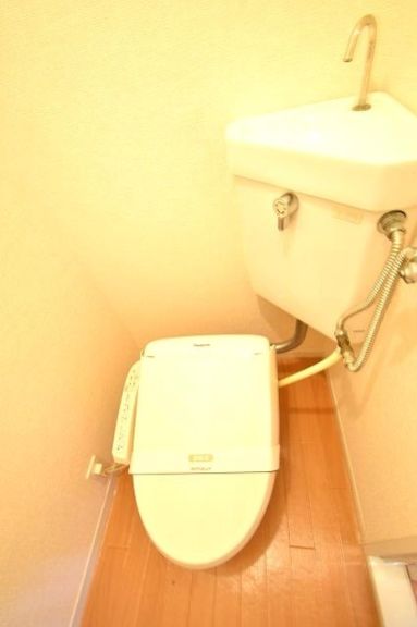 トイレ　落ち着いたトイレです