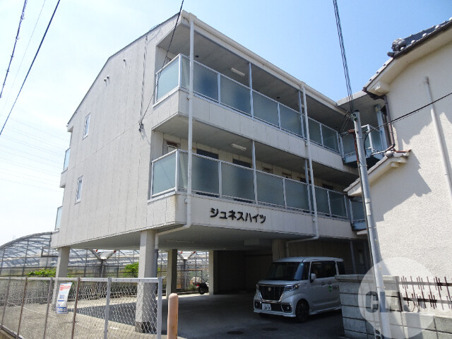 建物外観　住環境良好です♪