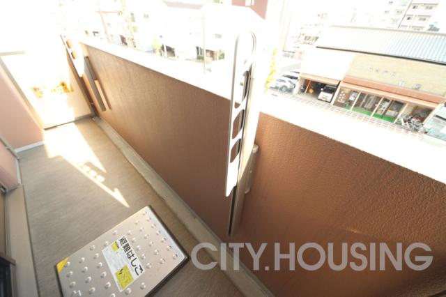 バルコニー　※同施工会社、類似仕様の物件の写真です。